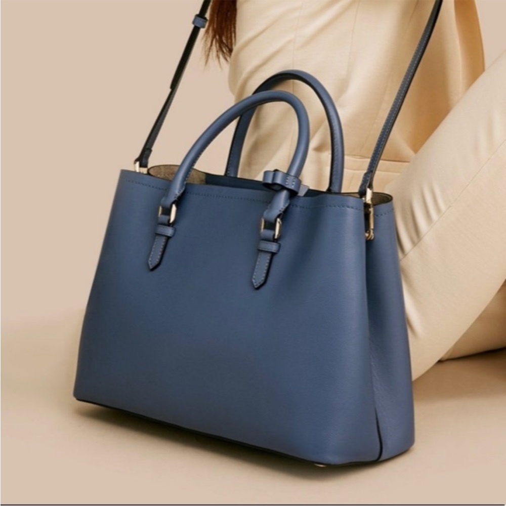 italic Claire Leather Double-Gusset Tote 🩵 👜